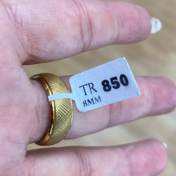 8mm Men Women Tungsten Ring Yellow Gold plated IP Florentine finish Domed - Picture 4 of 9